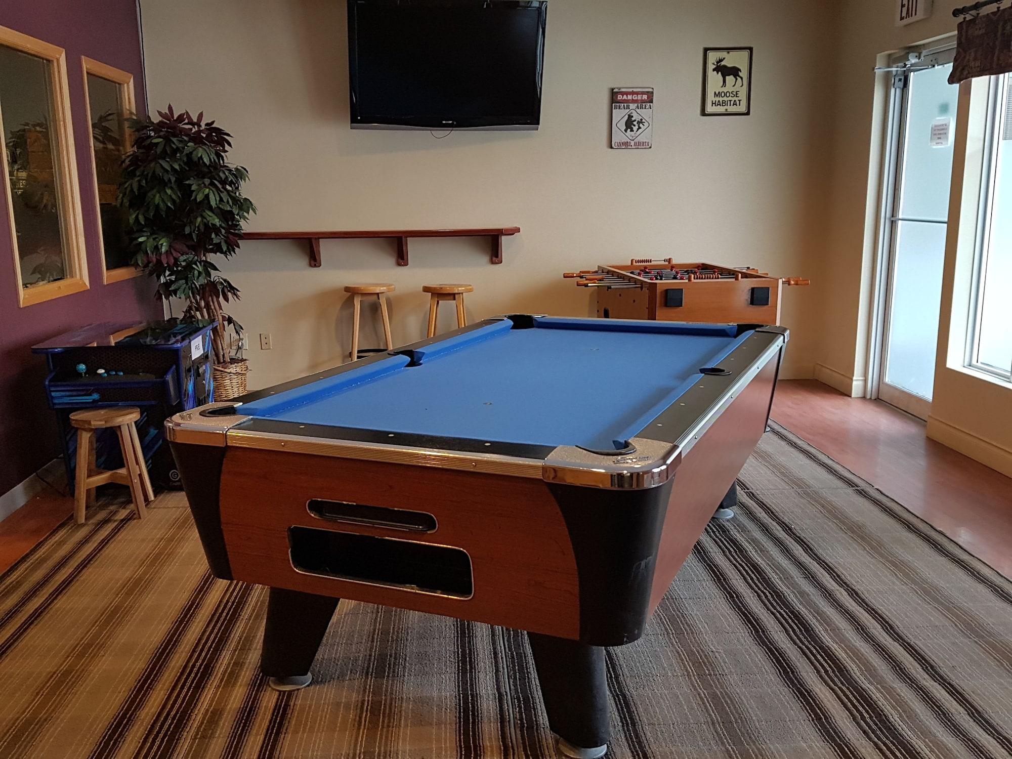 Sunset Mountain Inn Canmore Extérieur photo